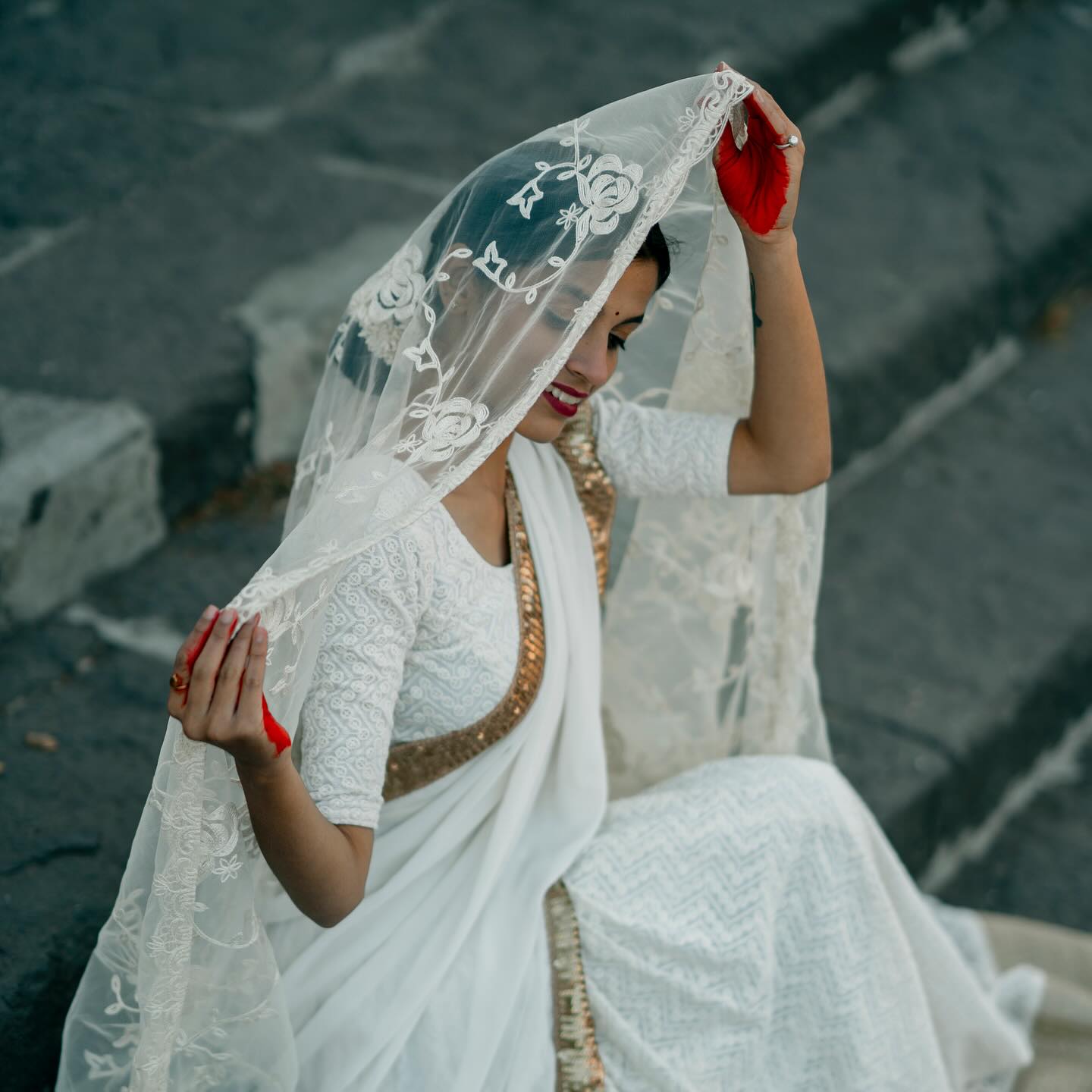 राधा खेलत श्याम संग होरी…