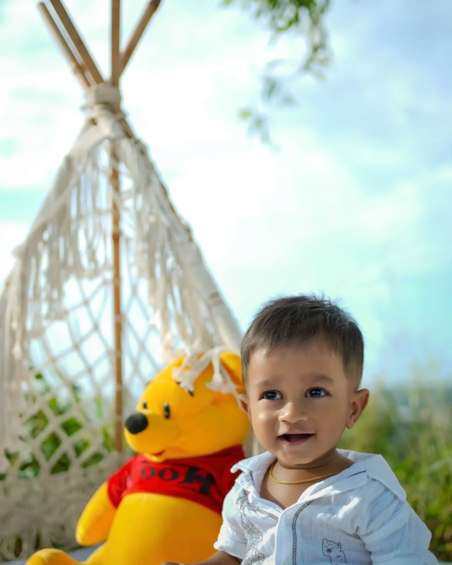 Little hands, big adventures, and memories that last forever! 🧸💙