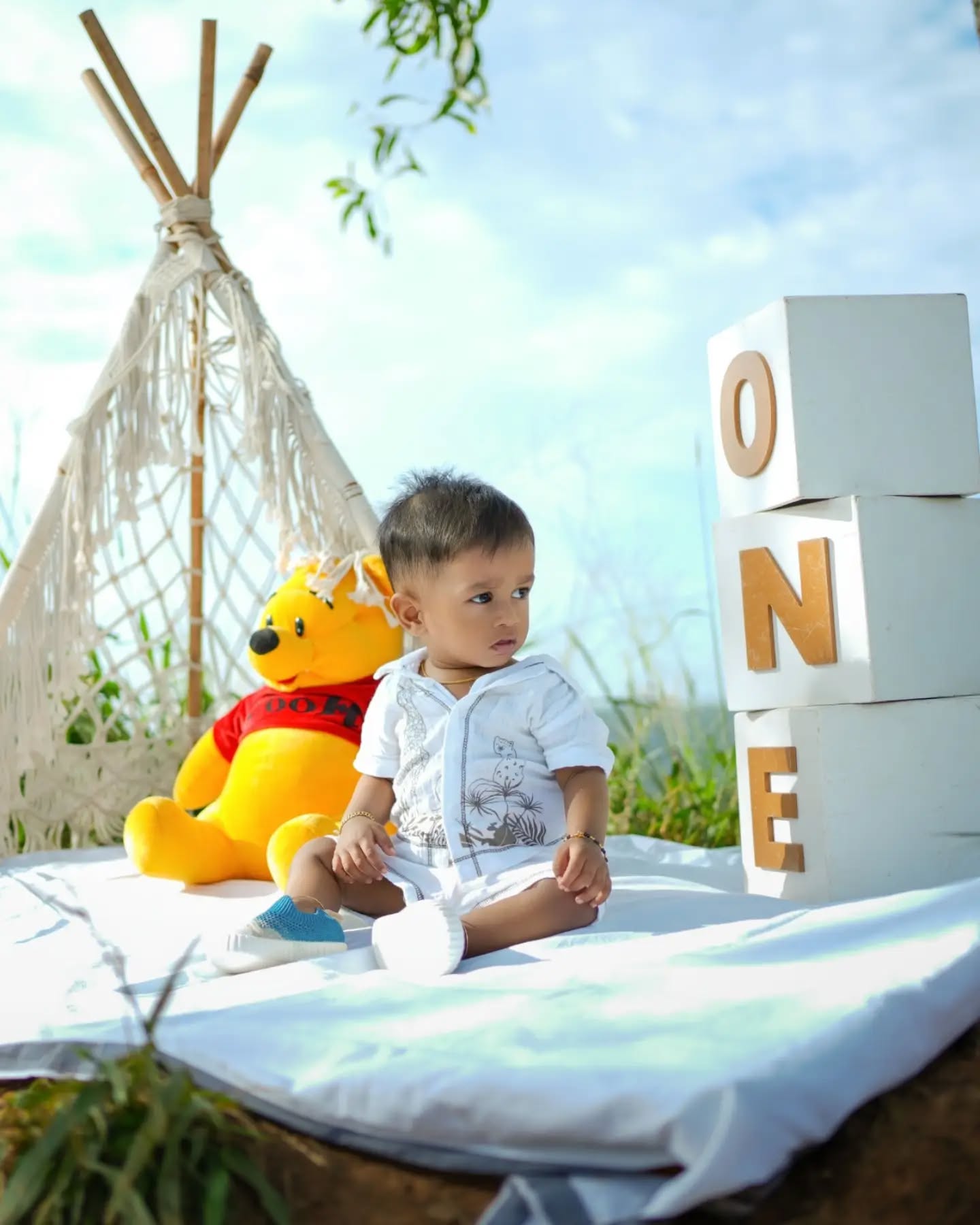 Little hands, big adventures, and memories that last forever! 🧸💙