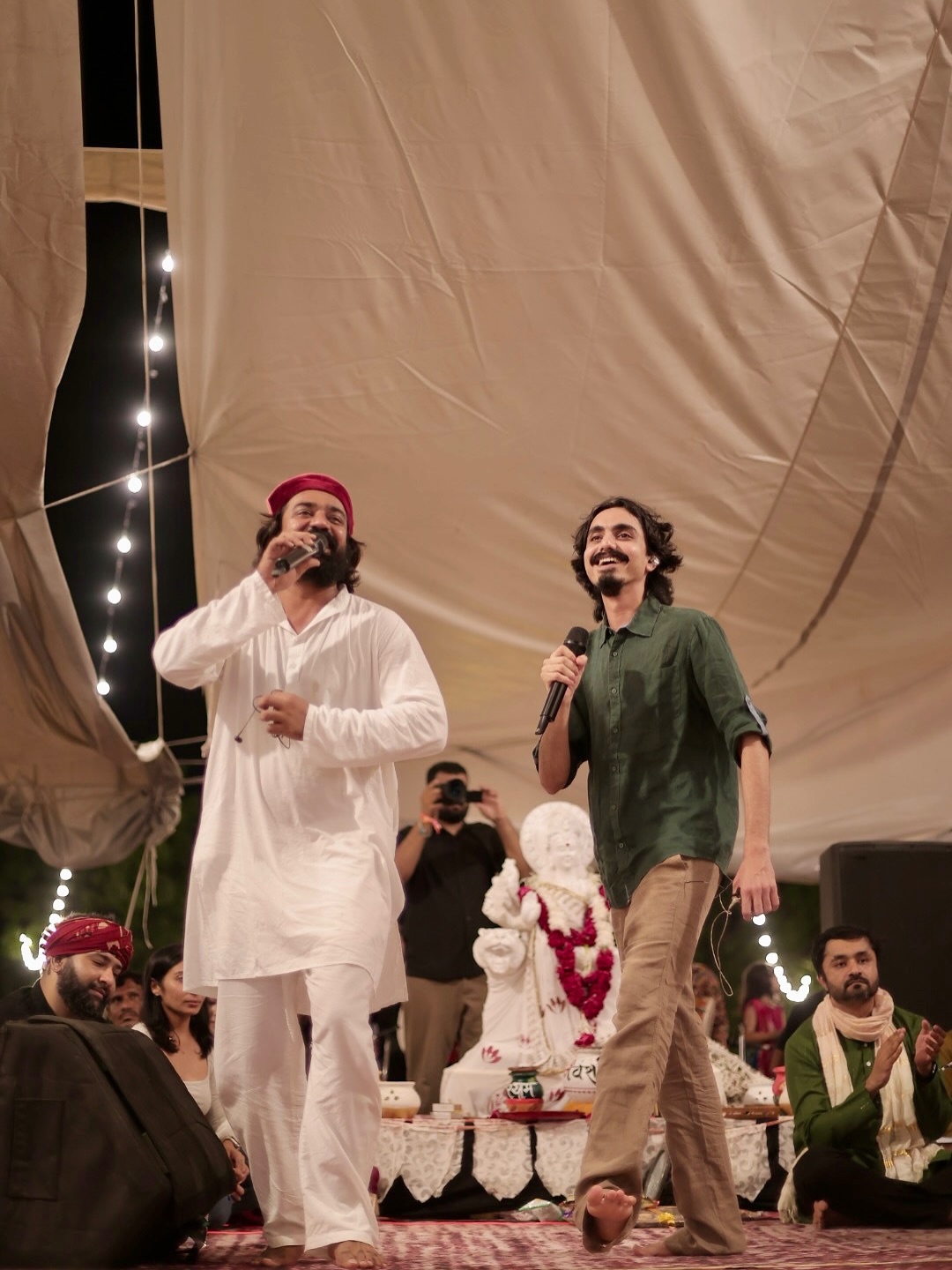 the mental state or internal monologue of a singer while performing or practicing. Navratri 2025 ❤️#navratri s