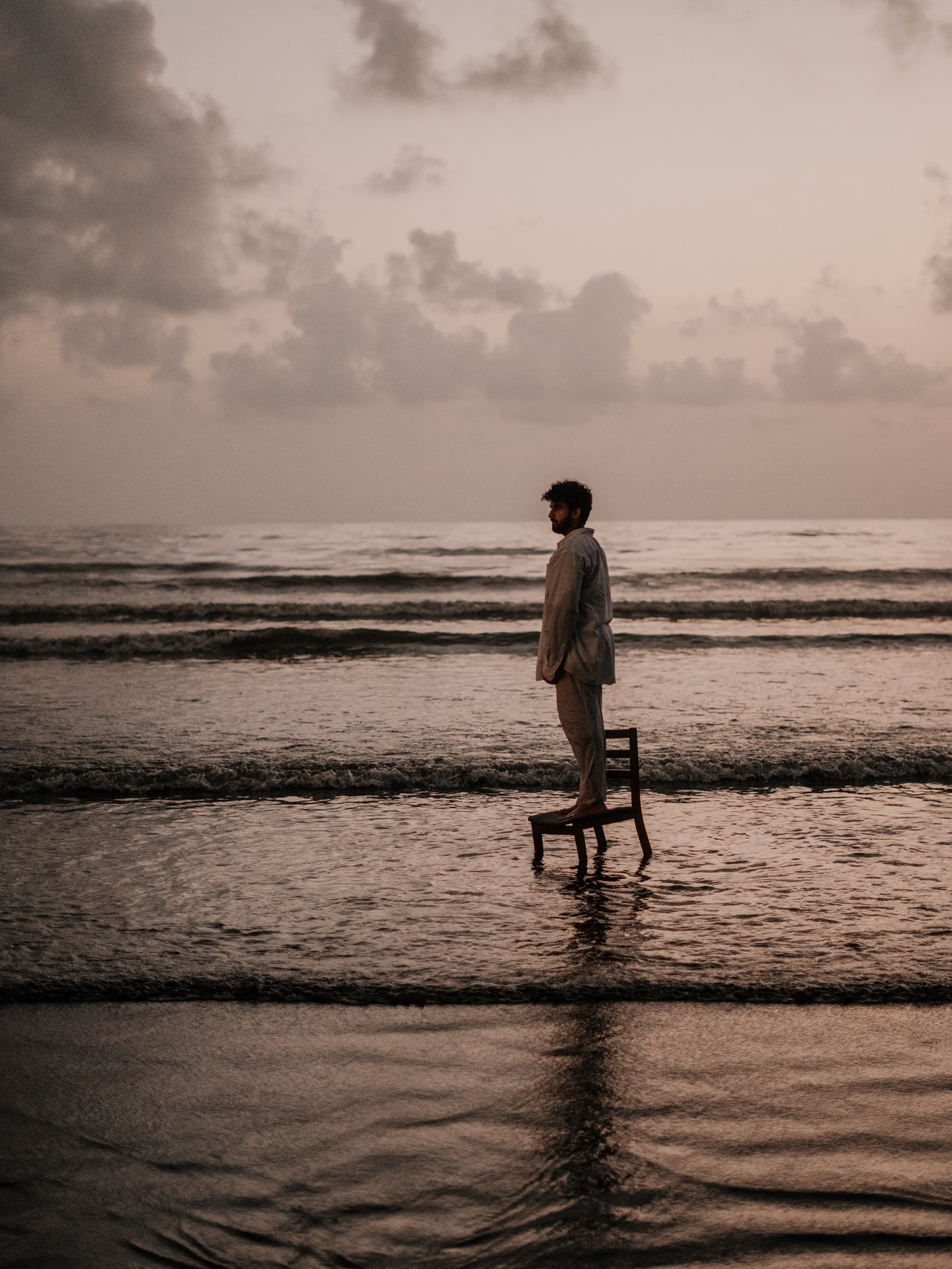 Embracing the strength to let go of what's holding you back
